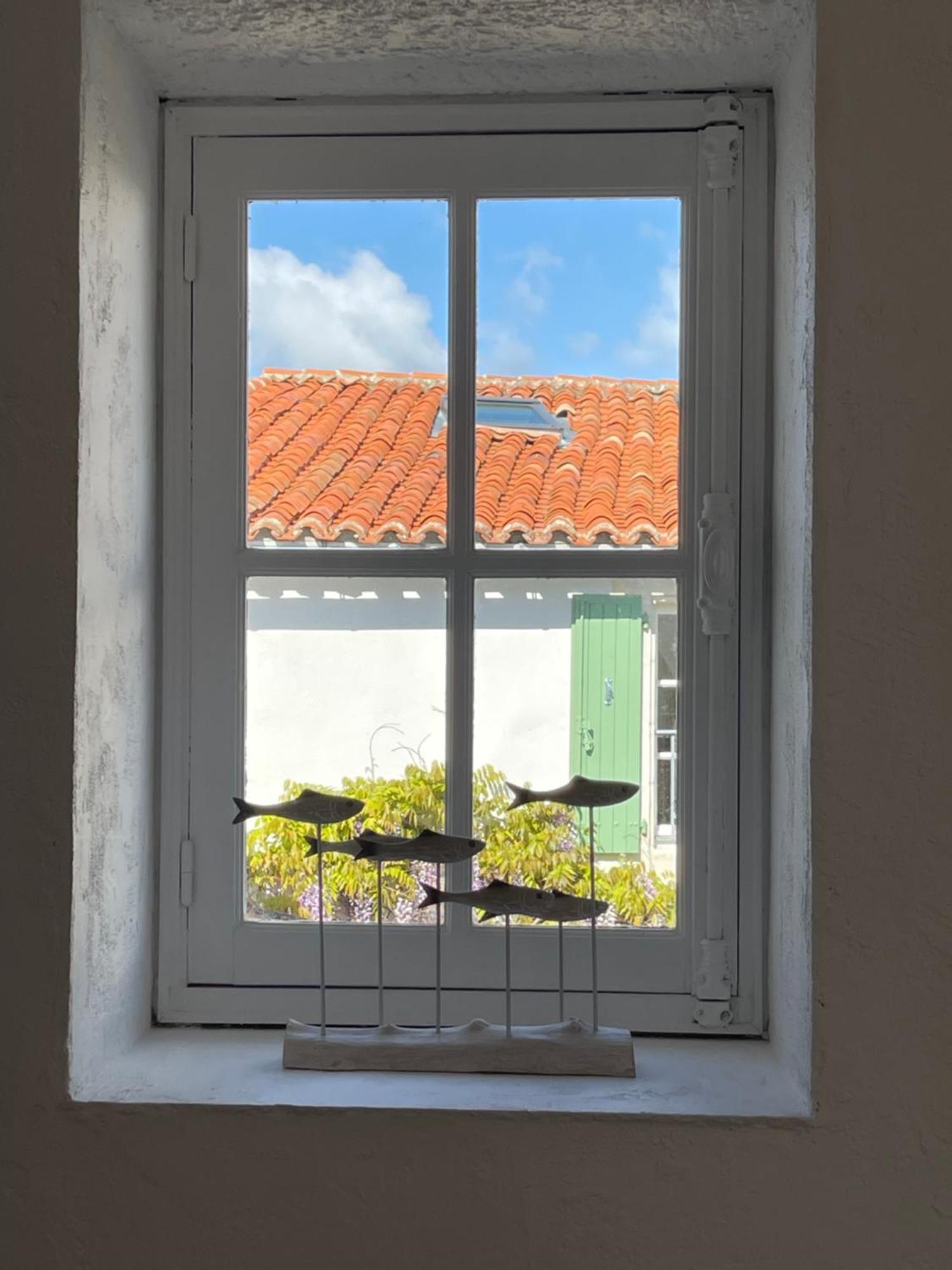 Une Fenetre Sur Cour La Flotte Exterior foto